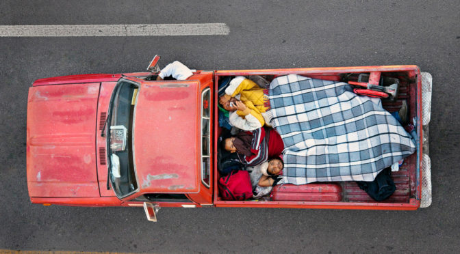 Exposición: “Carpoolers” de Alejandro Cartagena